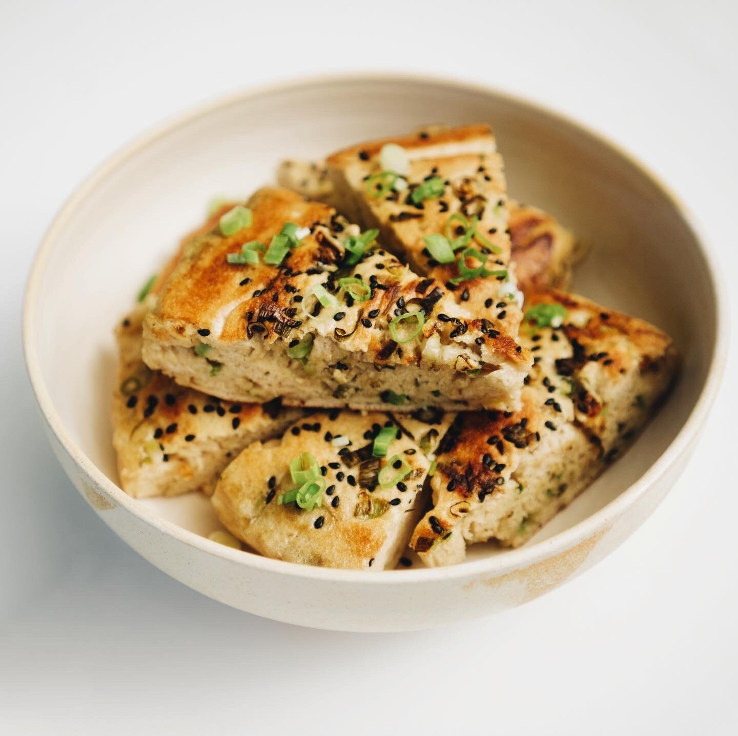 Sesame Scallion Bread 大餅 Little Fat Boy